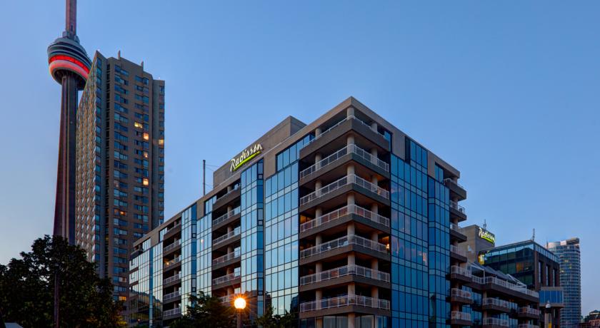 Radisson Blu Toronto Downtown (Formerly Radisson Admiral Harbourfront)
