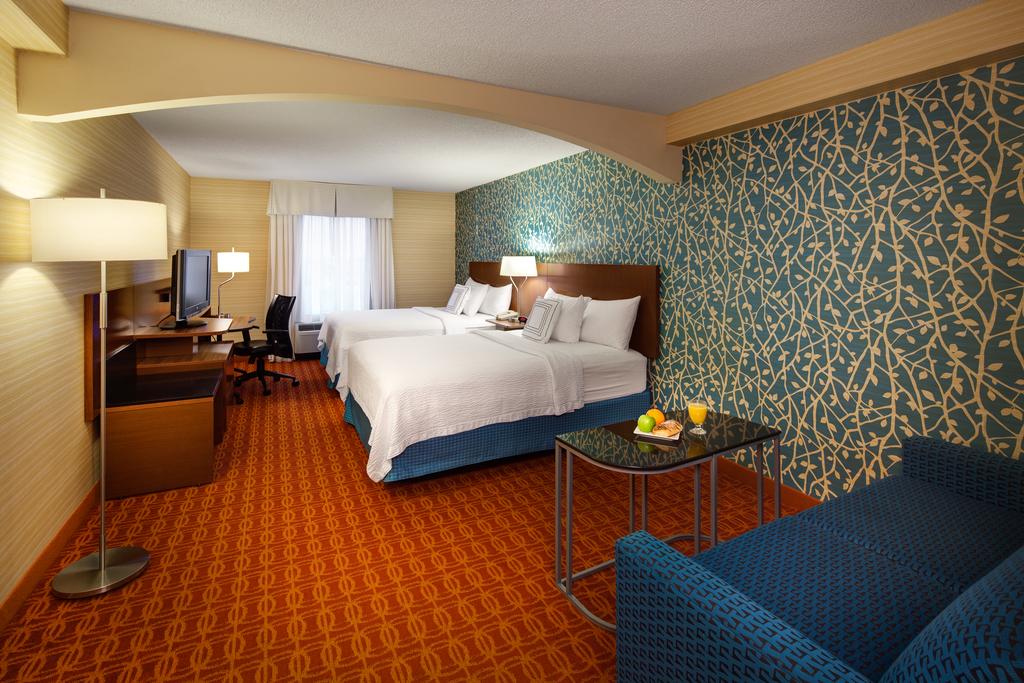 Fairfield Inn and Suites by Marriott Toronto Airport