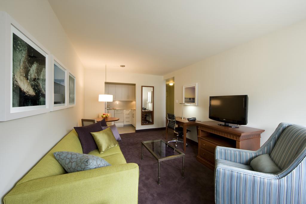 Residence Inn by Marriott Montreal Westmount