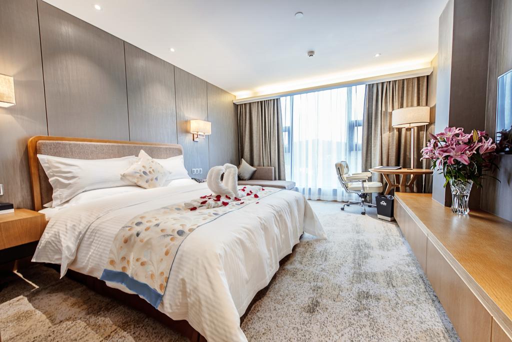 Days Hotel Guangzhou Yijiang