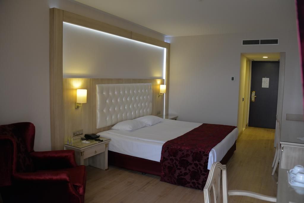 Ege Palas Business Hotel