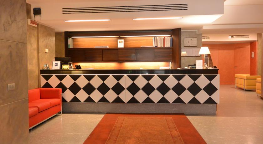 Hotel Metro'