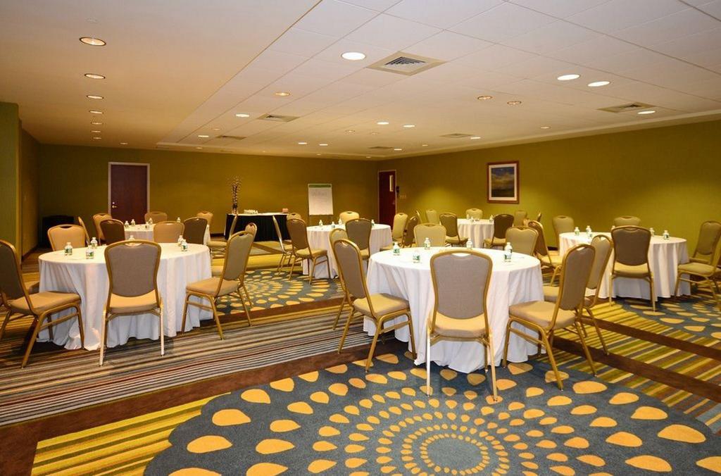 Holiday Inn Express Brockton - Boston