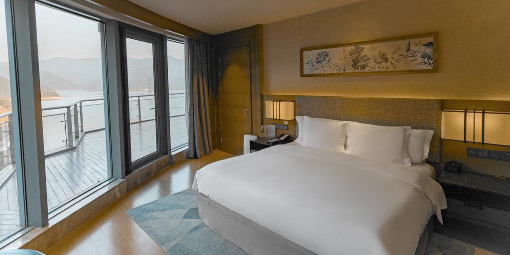Crowne Plaza Hangzhou One Thousand Island Lake