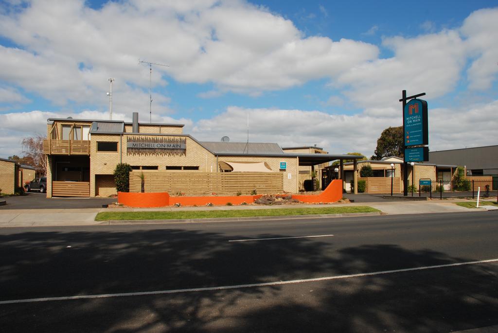 Comfort Inn Mitchell On Main