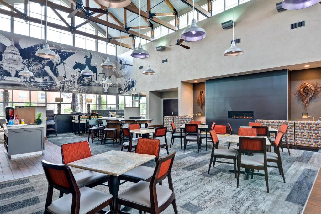 Homewood Suites by Hilton TechRidge Parmer @ I-35