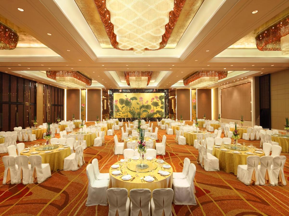 DoubleTree by Hilton Hotel Wuhu