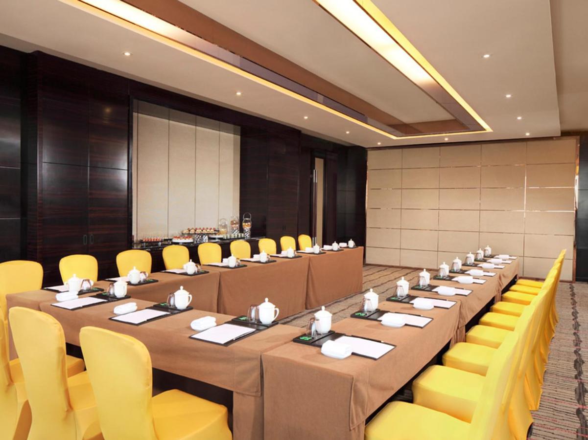 DoubleTree by Hilton Hotel Wuhu