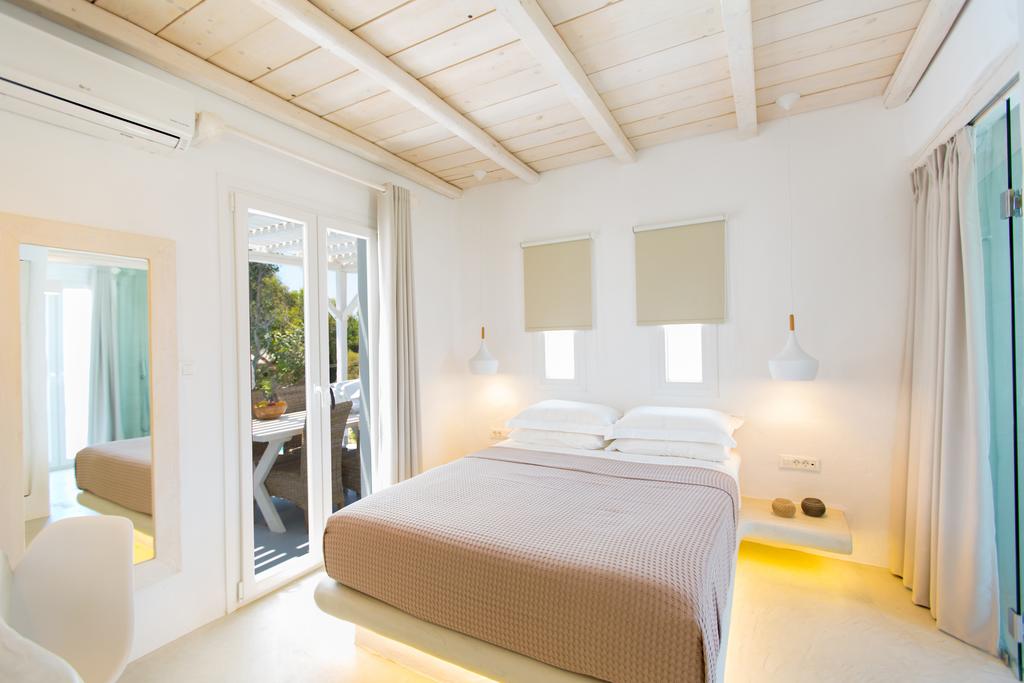 Naxian Utopia Luxury Villas