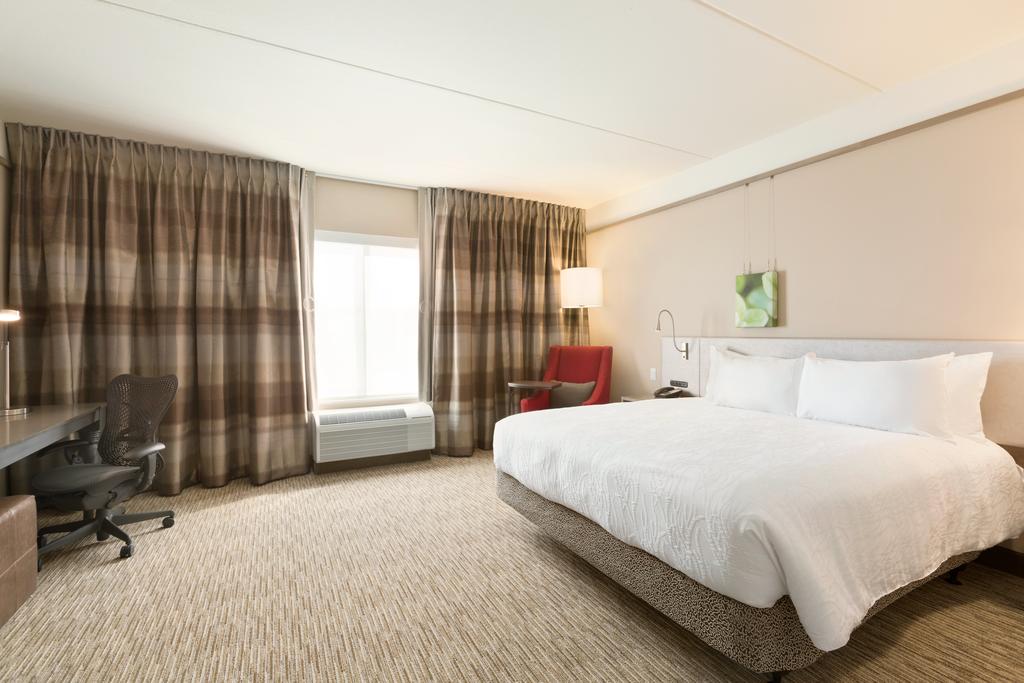 Hilton Garden Inn Pittsburgh Airport South - Robinson Mall