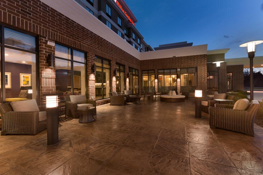 Hilton Garden Inn Pittsburgh Airport South - Robinson Mall