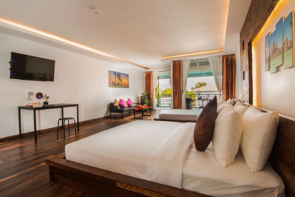 Angkor Elysium Suite