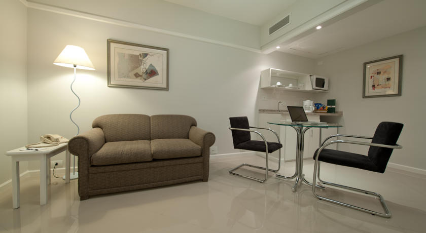 HB Hotels Ninety