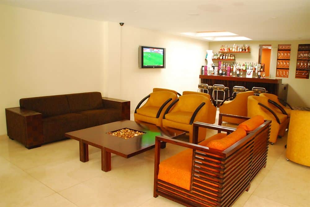 Richmond Suites Hotel