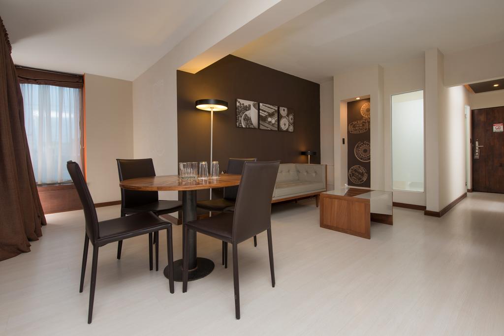 Auténtico Hotel