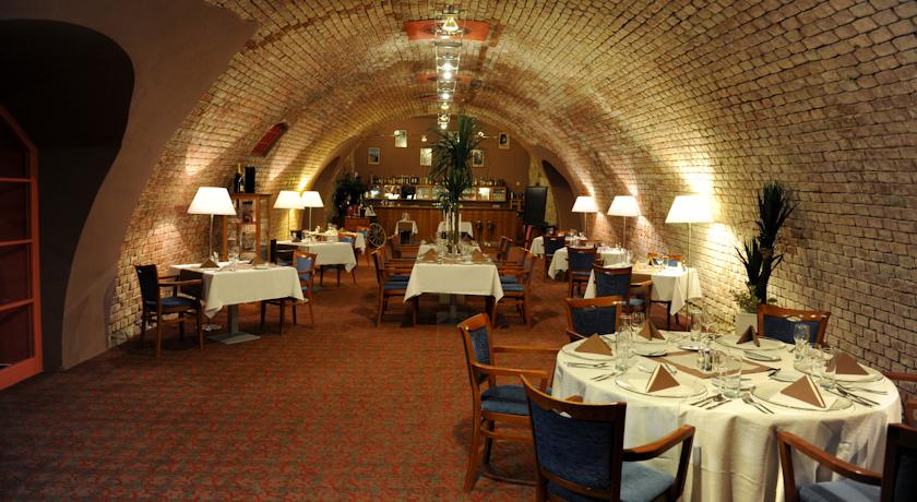 LH Hotel Dvorak Tabor