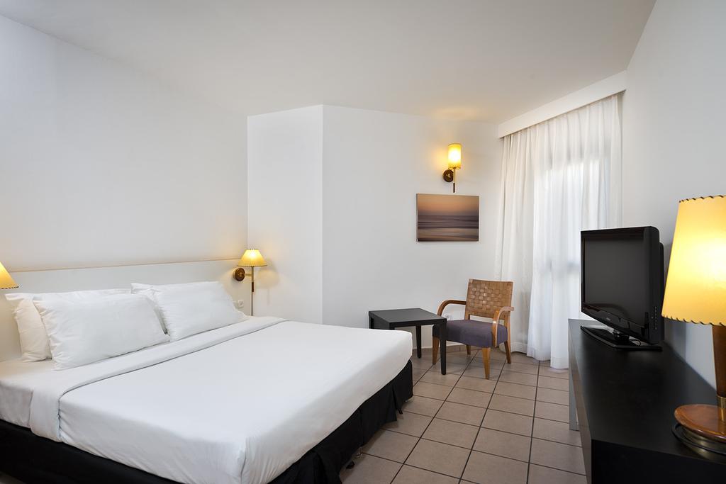 Isrotel Riviera Apartment Hotel