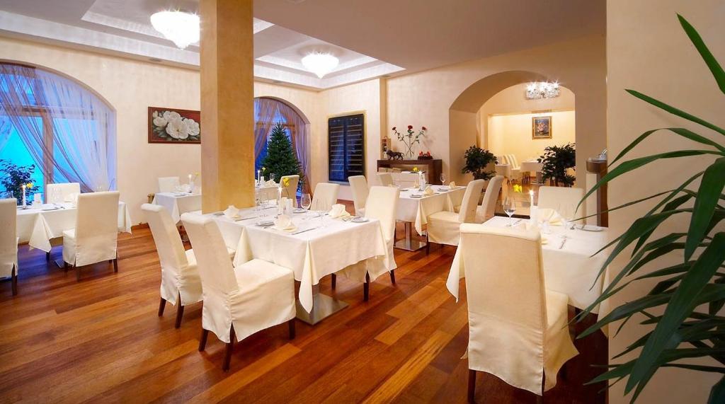 Garden Palace Hotel