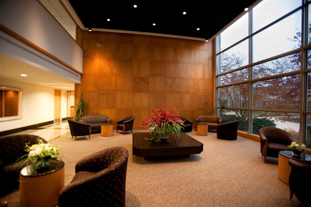 Somerset Inn