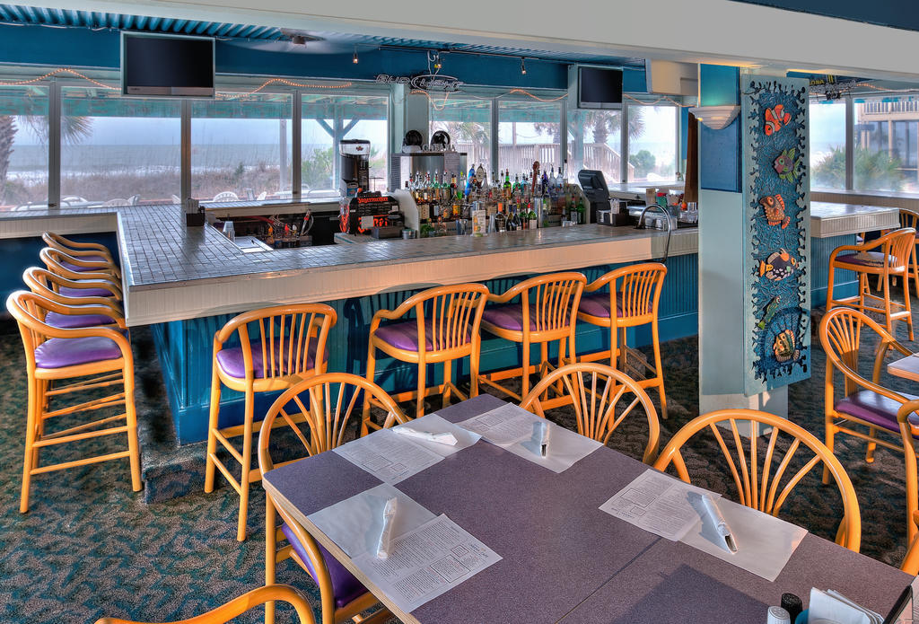 Oceanfront Litchfield Inn