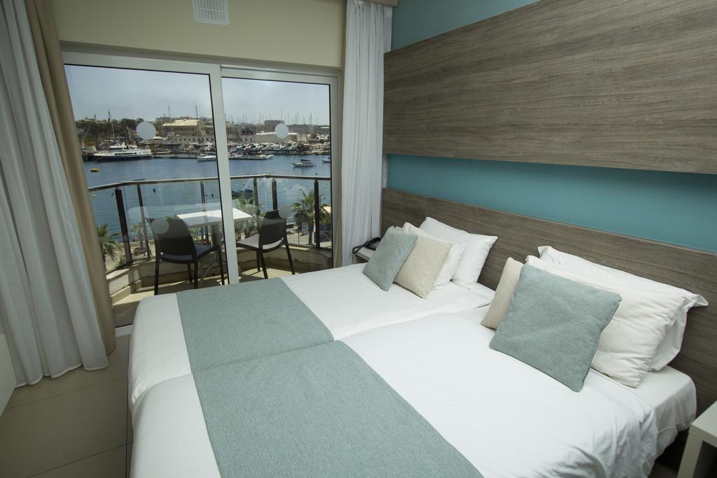 115 The Strand Hotel and Suites by NEU Collective