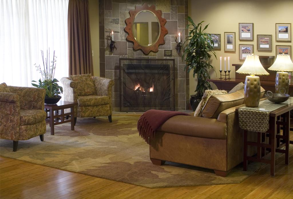 Larkspur Landing Hillsboro - An All-Suite Hotel