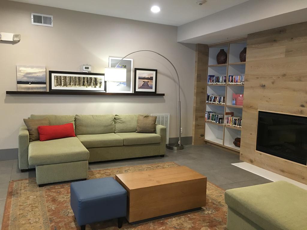 Country Inn & Suites Camp Springs
