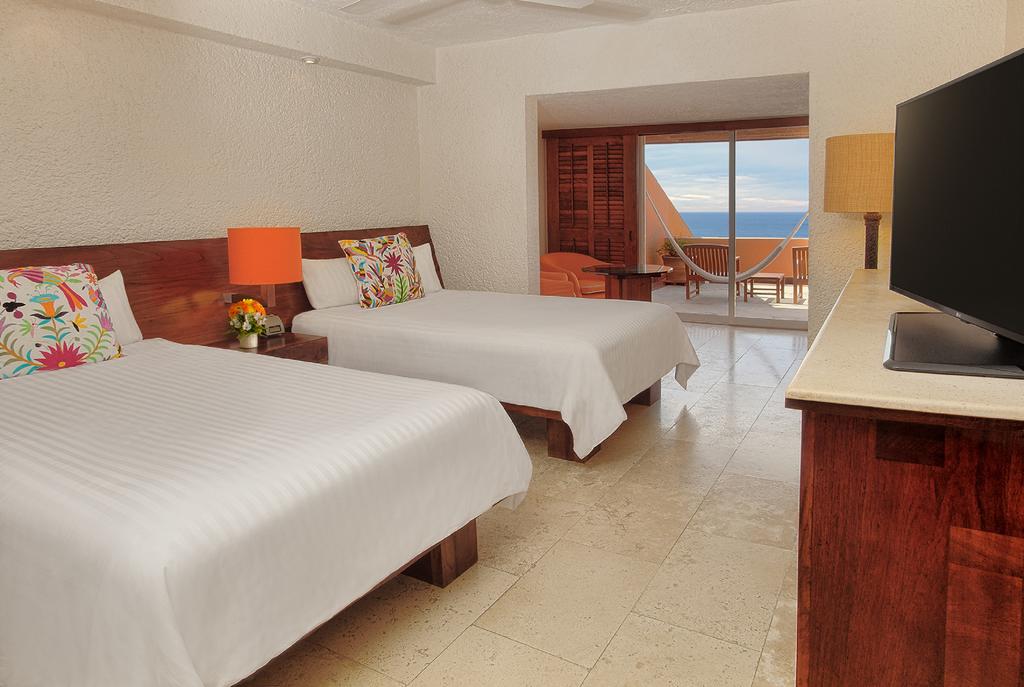Las Brisas Ixtapa