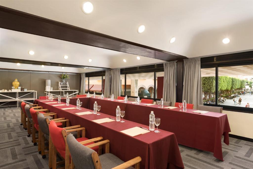 Ramada Plaza Leon