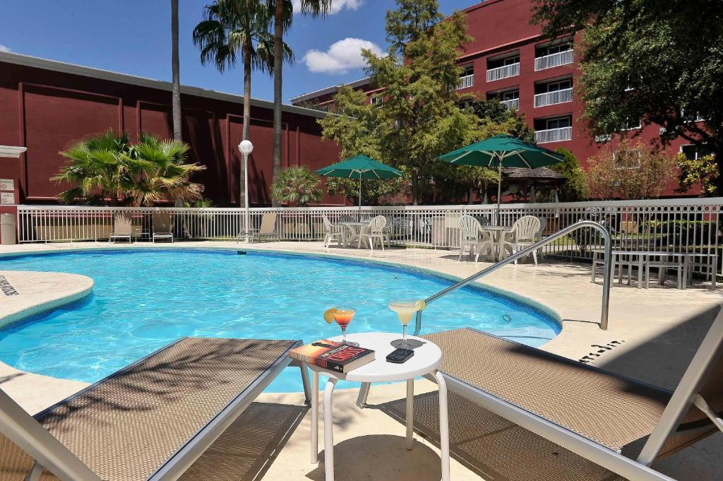 Courtyard by Marriott Monterrey Airport