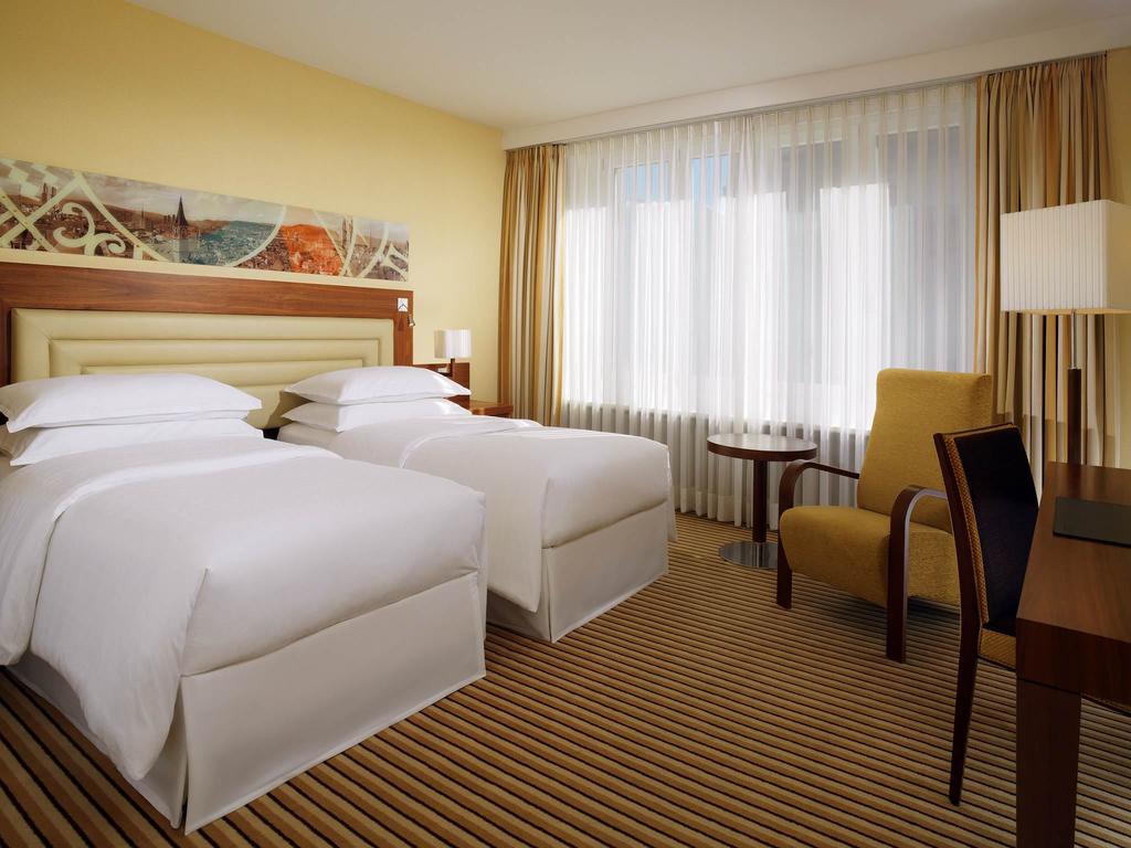 Neues Schloss Privat Hotel Zurich, Autograph Collection (Formerly Sheraton)