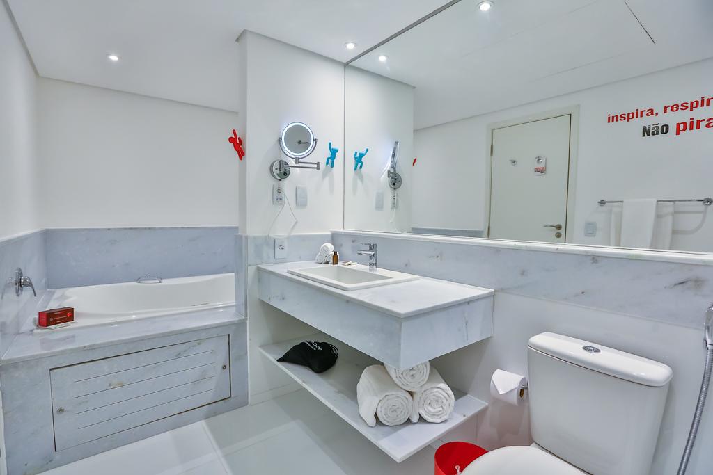 Radisson Red Campinas Hotel