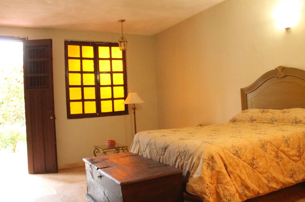 Hacienda Blanca Flor
