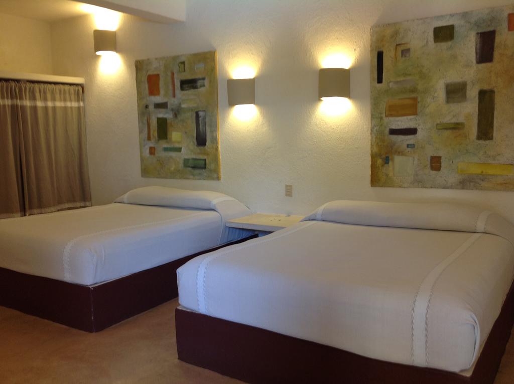 Hotel Plaza Tangolunda