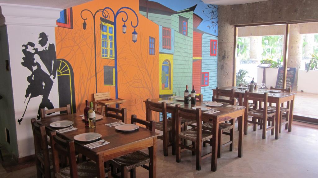 Solamar Inn