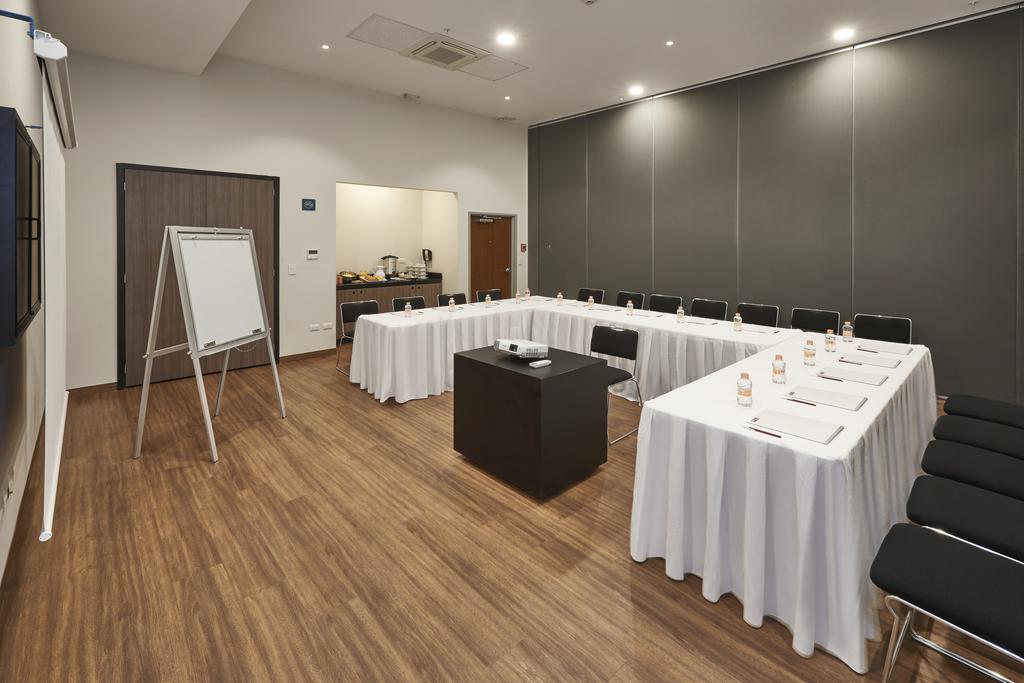 City Express Suites Tijuana Río
