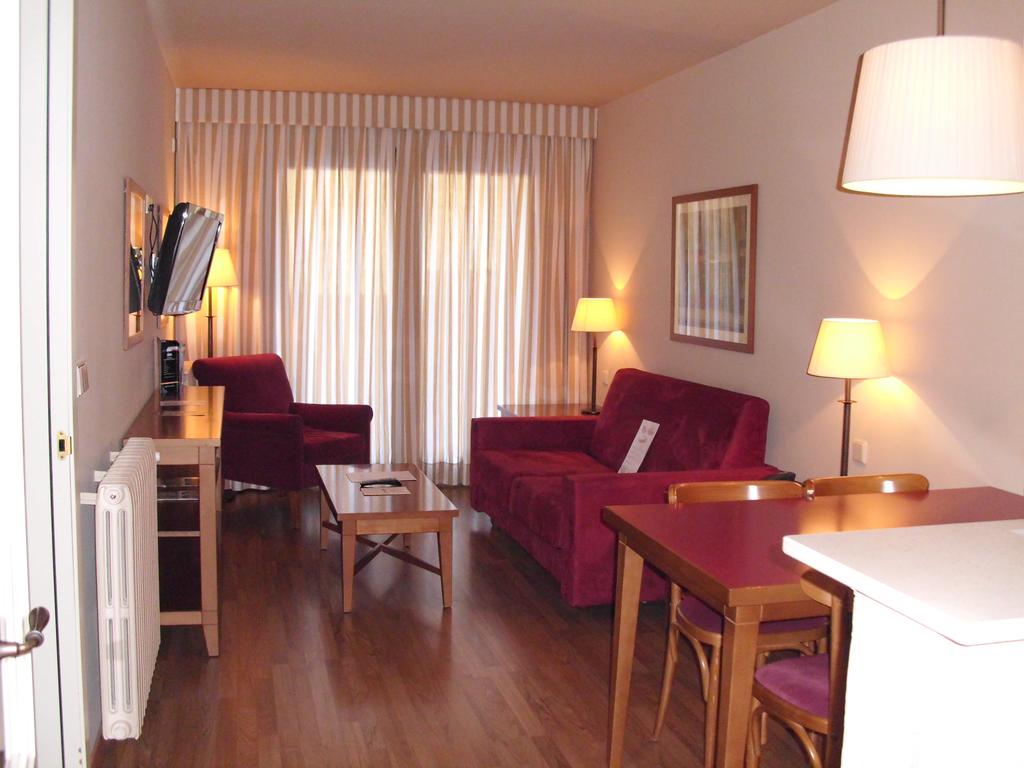 Aparthotel Shusski