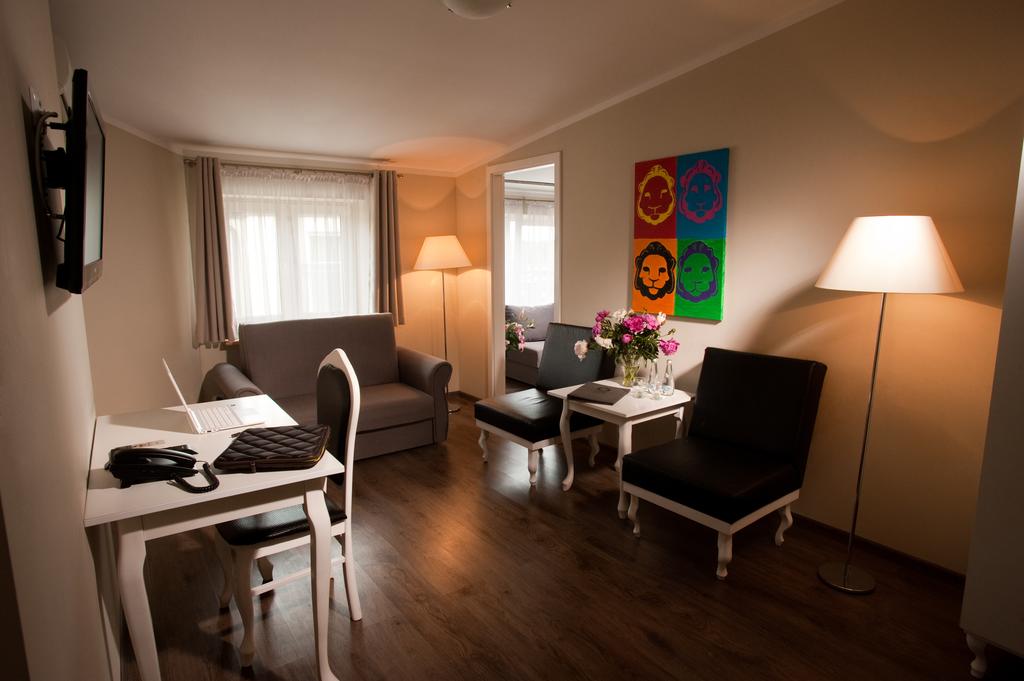 Leone Aparthotel