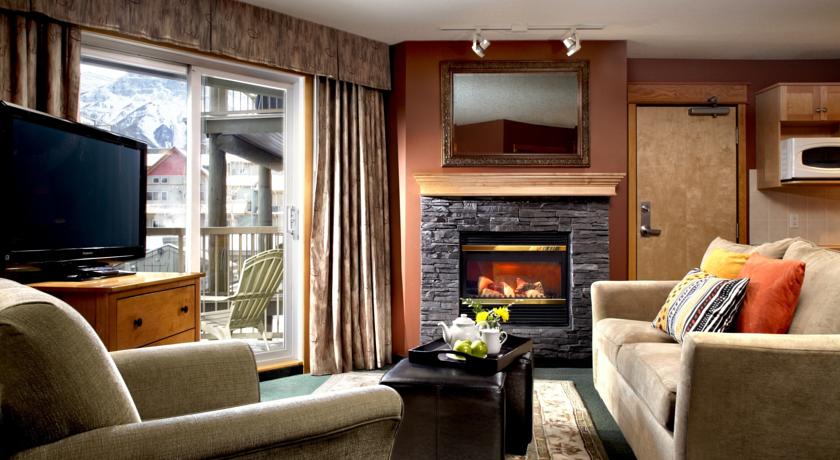 Windtower Lodge & Suites