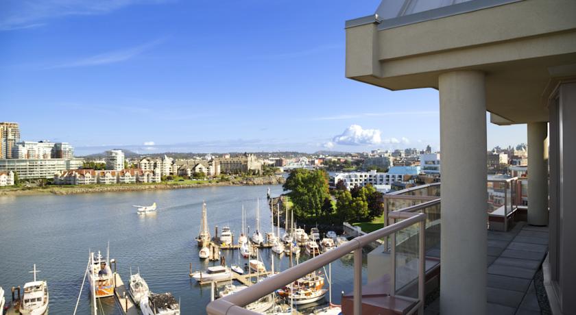 Coast Victoria Hotel & Marina by APA