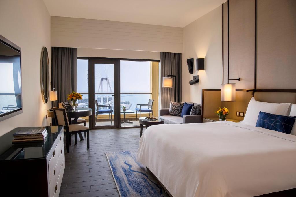Amwaj Rotana - Jumeirah Beach Residence