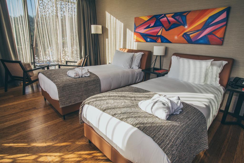 Ladera Hotel