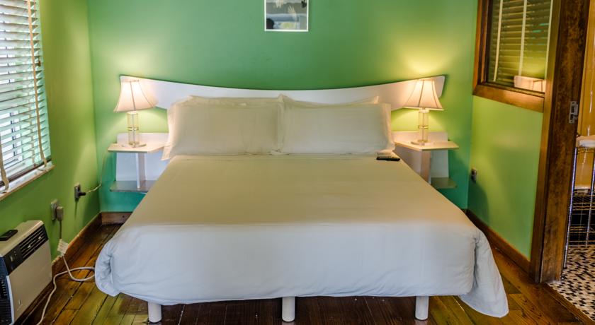 Pelican Hotel