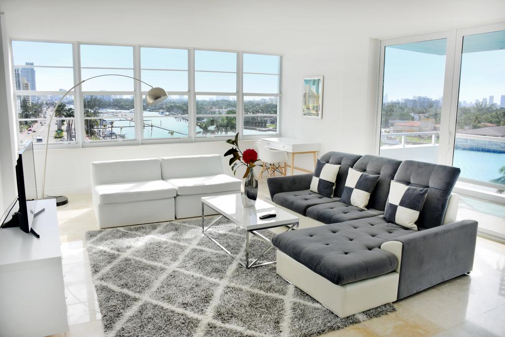 Seacoast Suites on Miami Beach