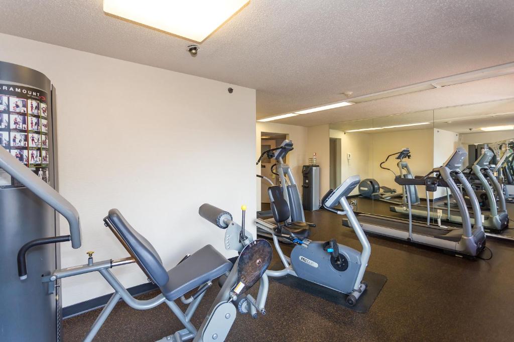 Ramada Hotel & Conference Center by Wyndham Plymouth