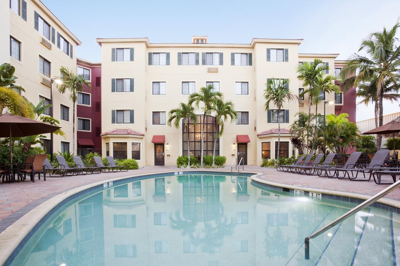 Staybridge Suites Naples - Gulf Coast