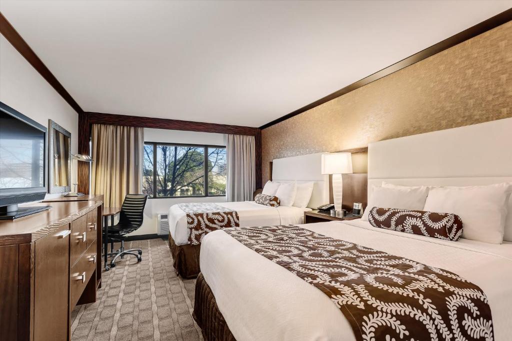 Crowne Plaza Hotel Foster City - San Mateo
