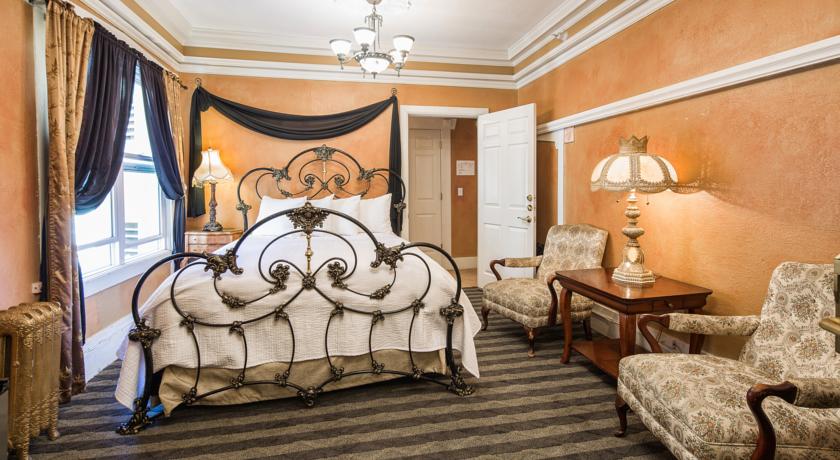 Nob Hill Hotel