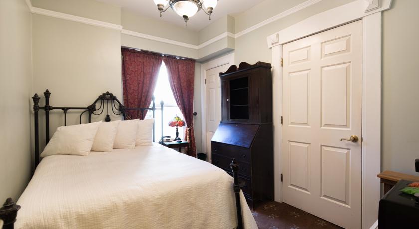 Nob Hill Hotel