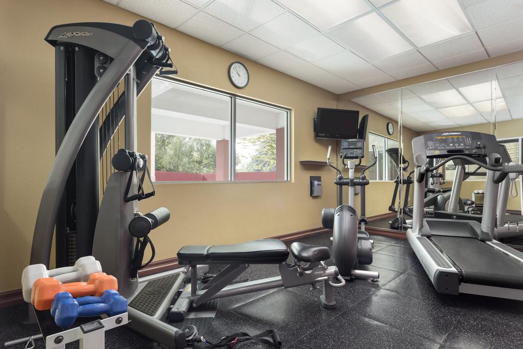 Sonesta Essential IAH Airport JFK Boulevard (Formerly Country Inn)